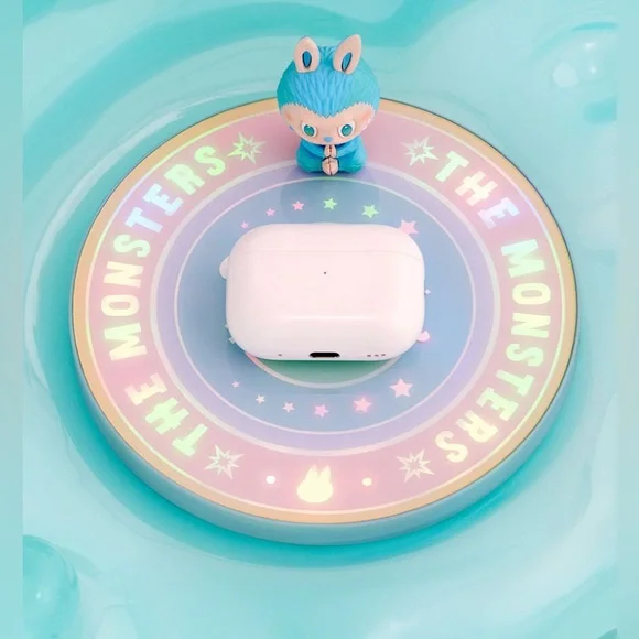 Authentic LABUBU The Monster Big into Energy-WIRELESS Charger-Built in Light up